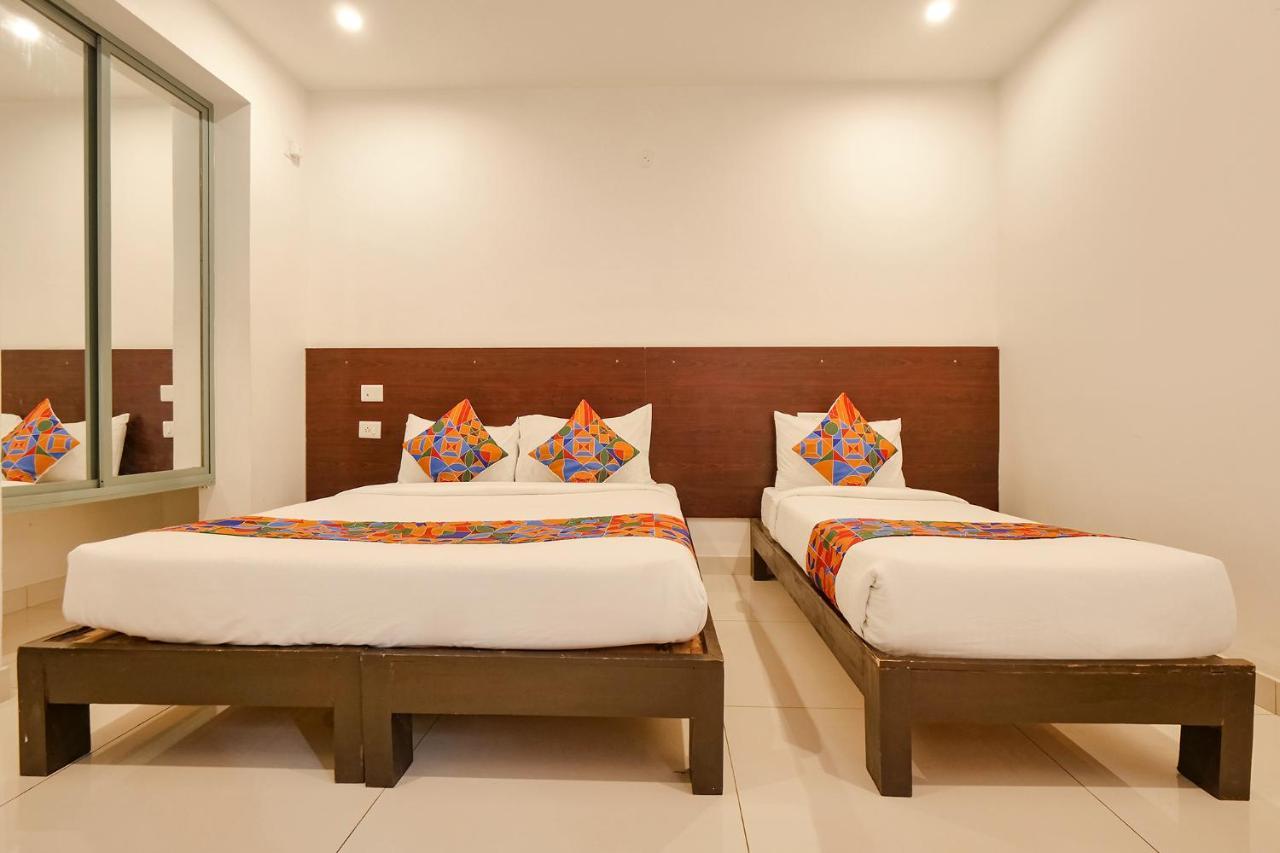 Fabexpress Krishna Suites Майсур Экстерьер фото