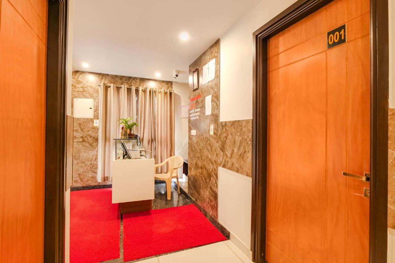Fabexpress Krishna Suites Майсур Экстерьер фото